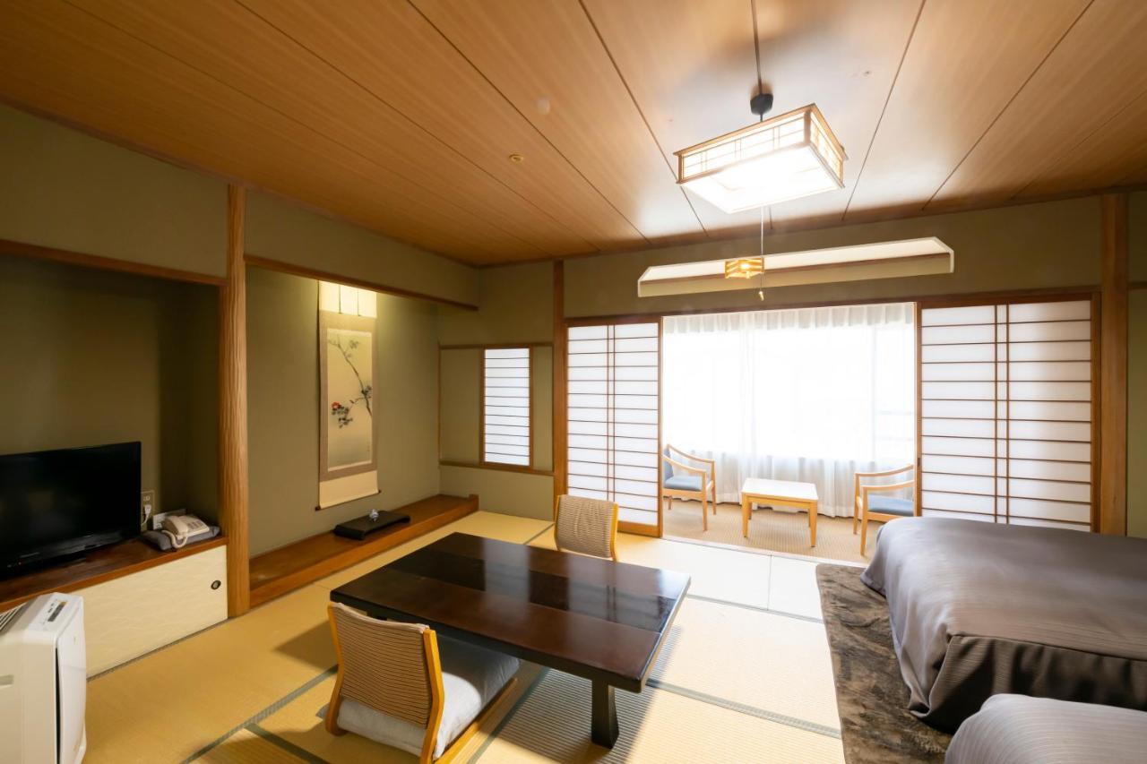 Fuefuki Isawa Tokiwa Hotel מראה חיצוני תמונה